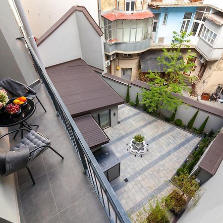 Aristo Jacuzzi Hotel Lwów Zewnętrze zdjęcie
