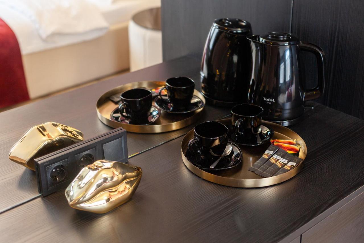 Aristo Jacuzzi Hotel Lwów Zewnętrze zdjęcie