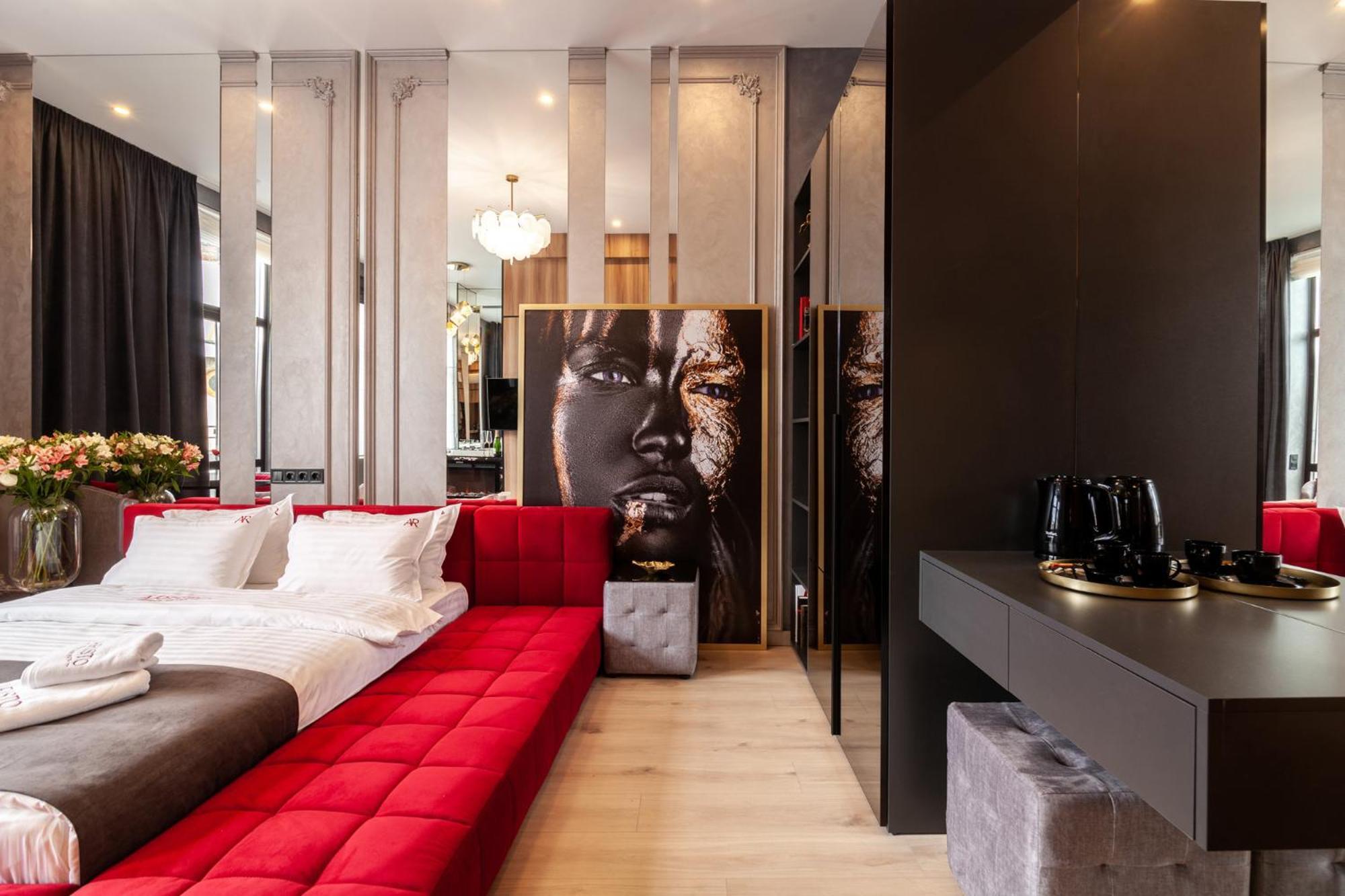 Aristo Jacuzzi Hotel Lwów Zewnętrze zdjęcie
